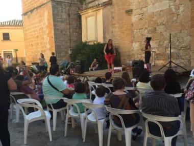 El Mercadet Solidari de Llibres de Segona Mà recapta 152 euros per a la Fundació Campaner