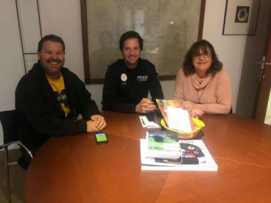 La Policia Local crea grups de whatsapp de tots els carrers del terme municipal