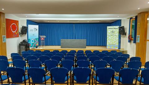 Millores a l'auditori del casal Pere Capellà amb l'ajuda del Consell de Mallorca