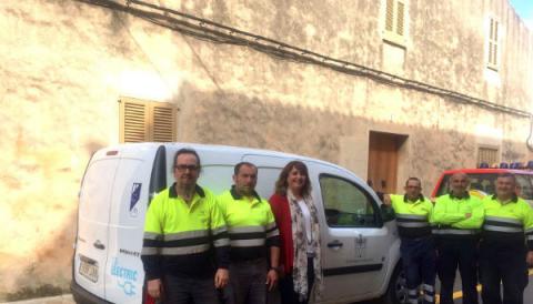 L'Ajuntament d'Algaida adquireix un cotxe elèctric per a la brigada i urbanisme